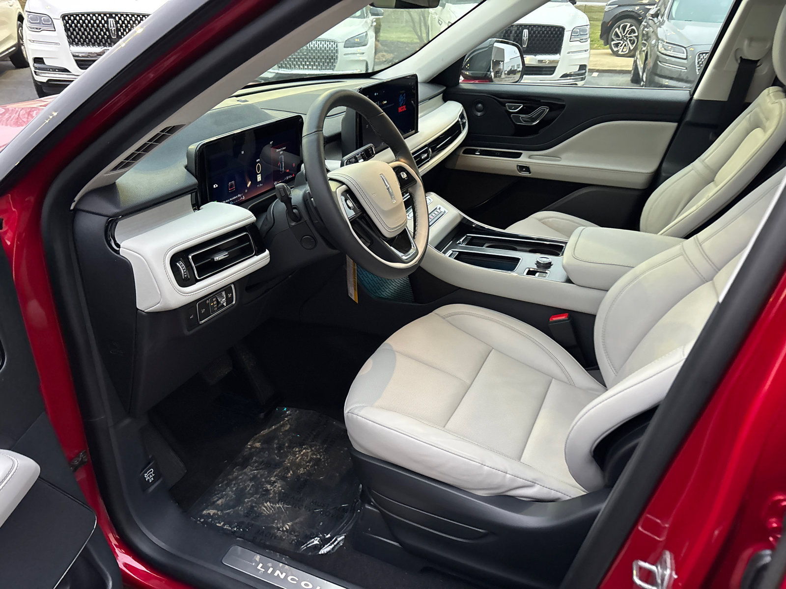 New 2026 Lincoln Aviator Reserve w/ Illumination Package image 24