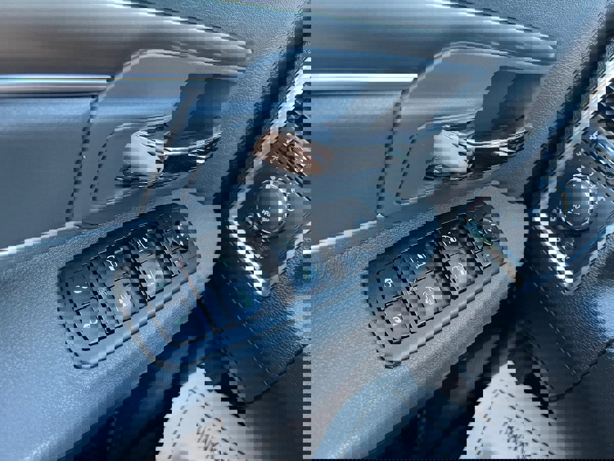 Used 2015 RAM 1500 Big Horn RWD image 22