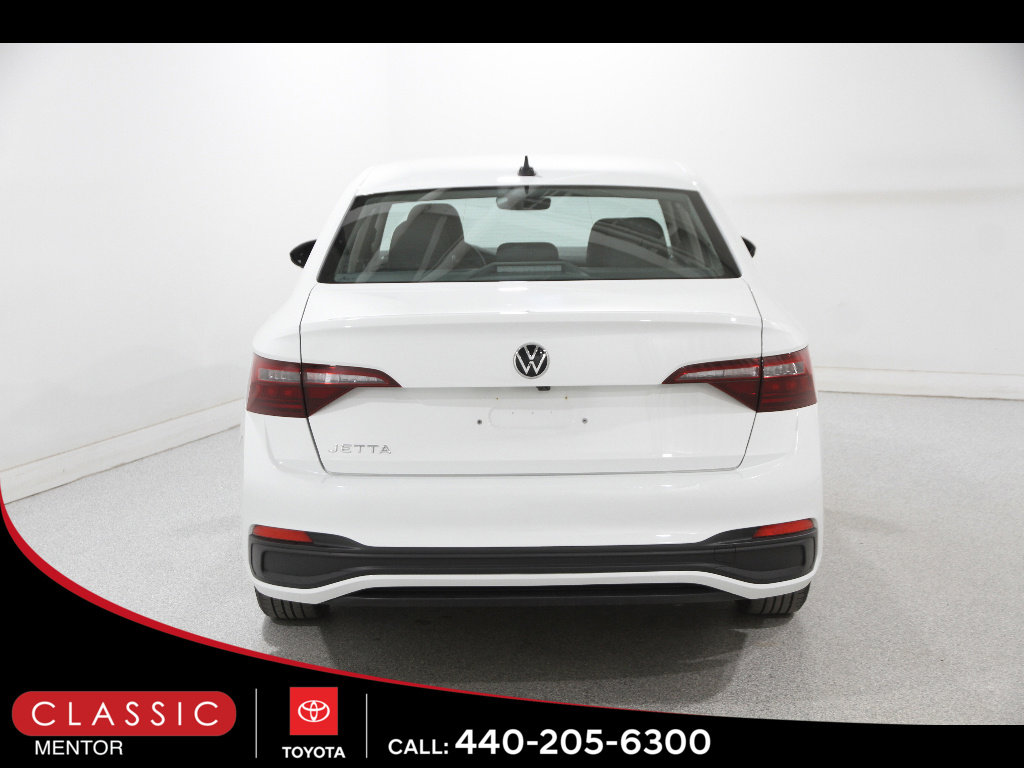 Used 2024 Volkswagen Jetta S image 18