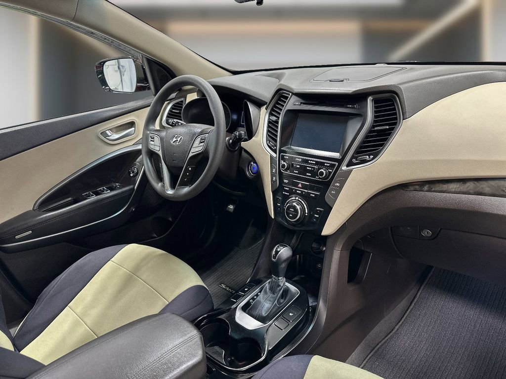 Used 2018 Hyundai Santa Fe Sport w/ 2.4L Value Package 02 image 6