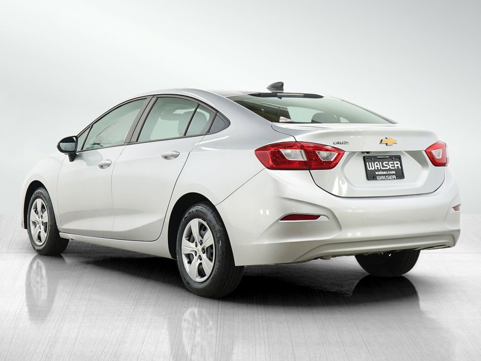 Used 2016 Chevrolet Cruze LS FWD image 3