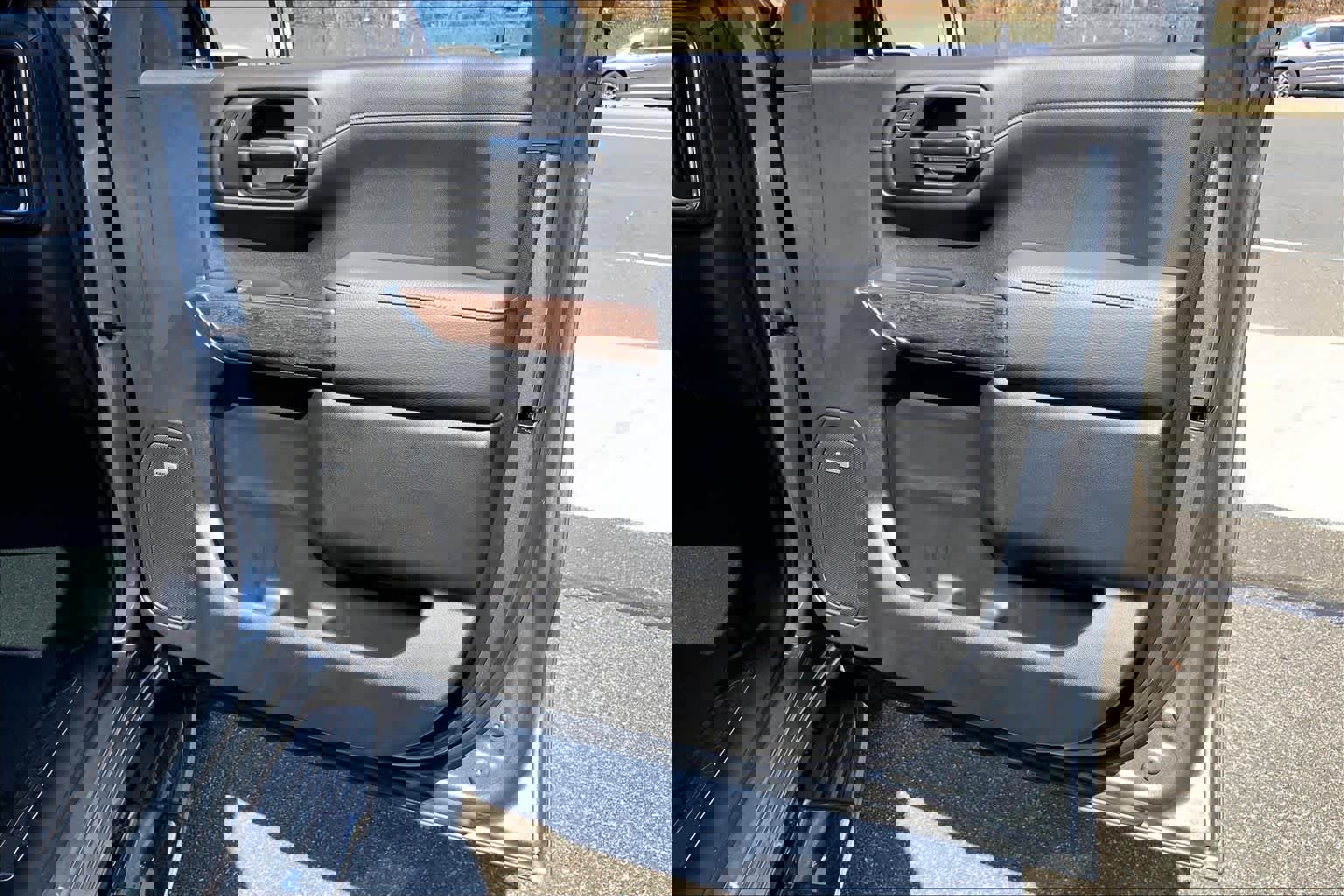 Used 2022 GMC Sierra 1500 Denali w/ Driver Alert Package II image 22