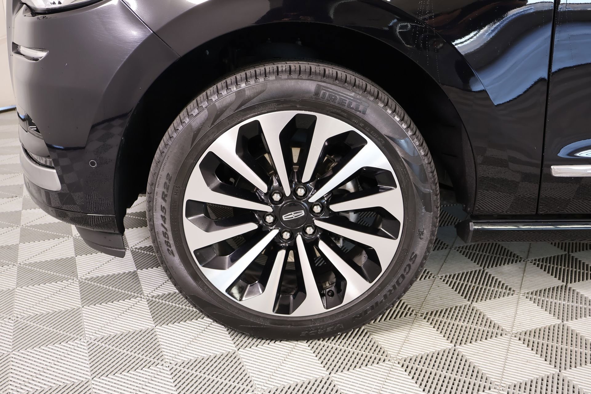 New 2026 Lincoln Navigator L Premier AWD/4WD image 20