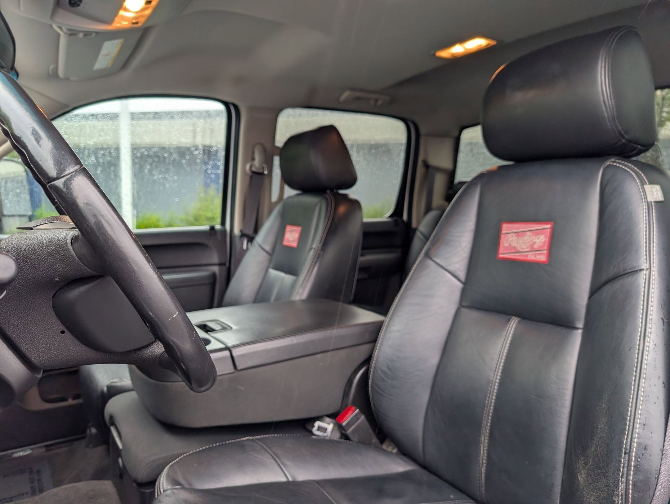 Used 2010 Chevrolet Silverado 2500 LT w/ Interior Plus Package AWD/4WD image 23