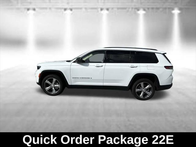 Certified 2022 Jeep Grand Cherokee L Limited RWD image 4