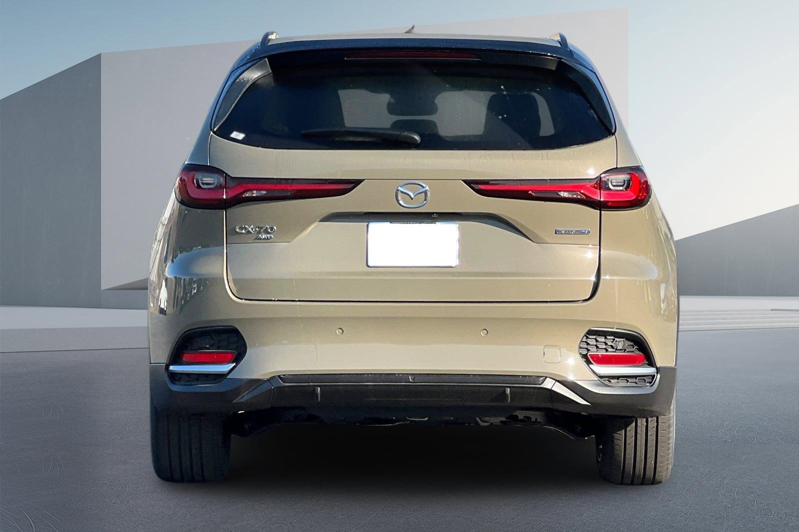 New 2025 MAZDA CX-70 Plug-In Hybrid w/ Premium Plus image 4