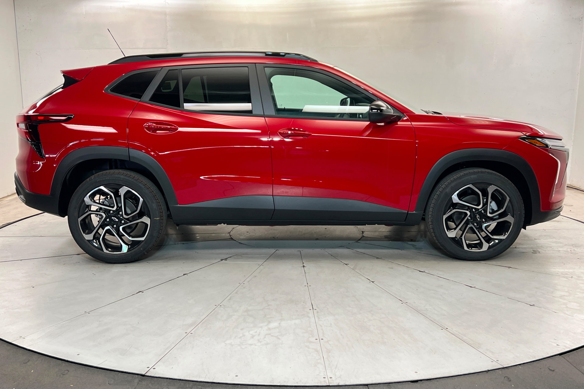 New 2026 Chevrolet Trax RS w/ Driver Confidence Package FWD image 7
