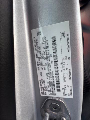 Used 2020 Ford Escape SE FWD image 12