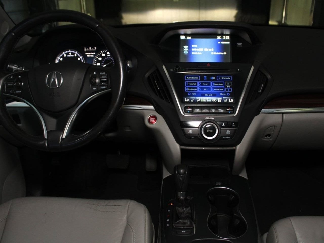 Used 2015 Acura MDX FWD image 18