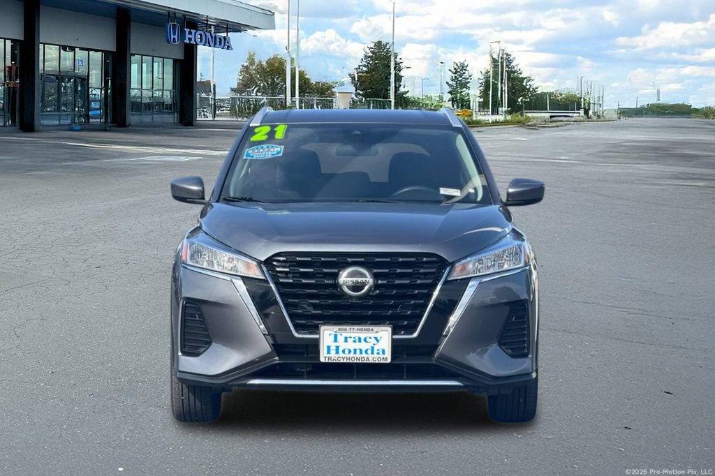 Used 2021 Nissan Kicks SV FWD image 16