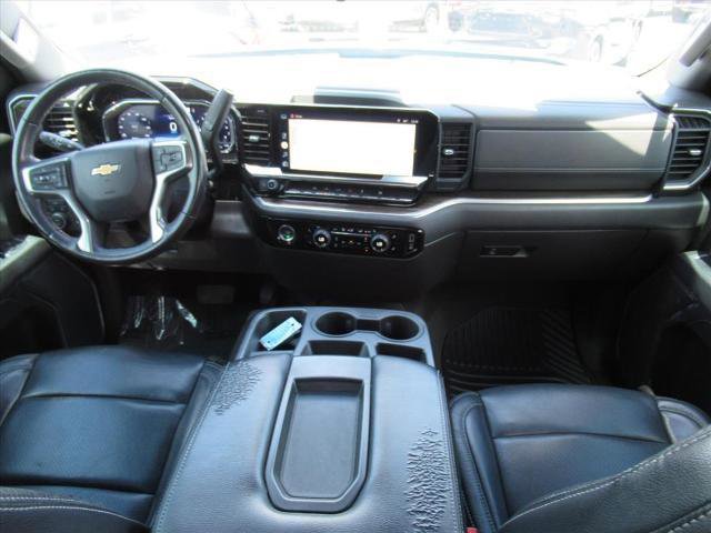 Used 2022 Chevrolet Silverado 1500 LT AWD/4WD image 12