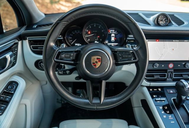 Used 2024 Porsche Macan T w/ Premium Plus Package image 26
