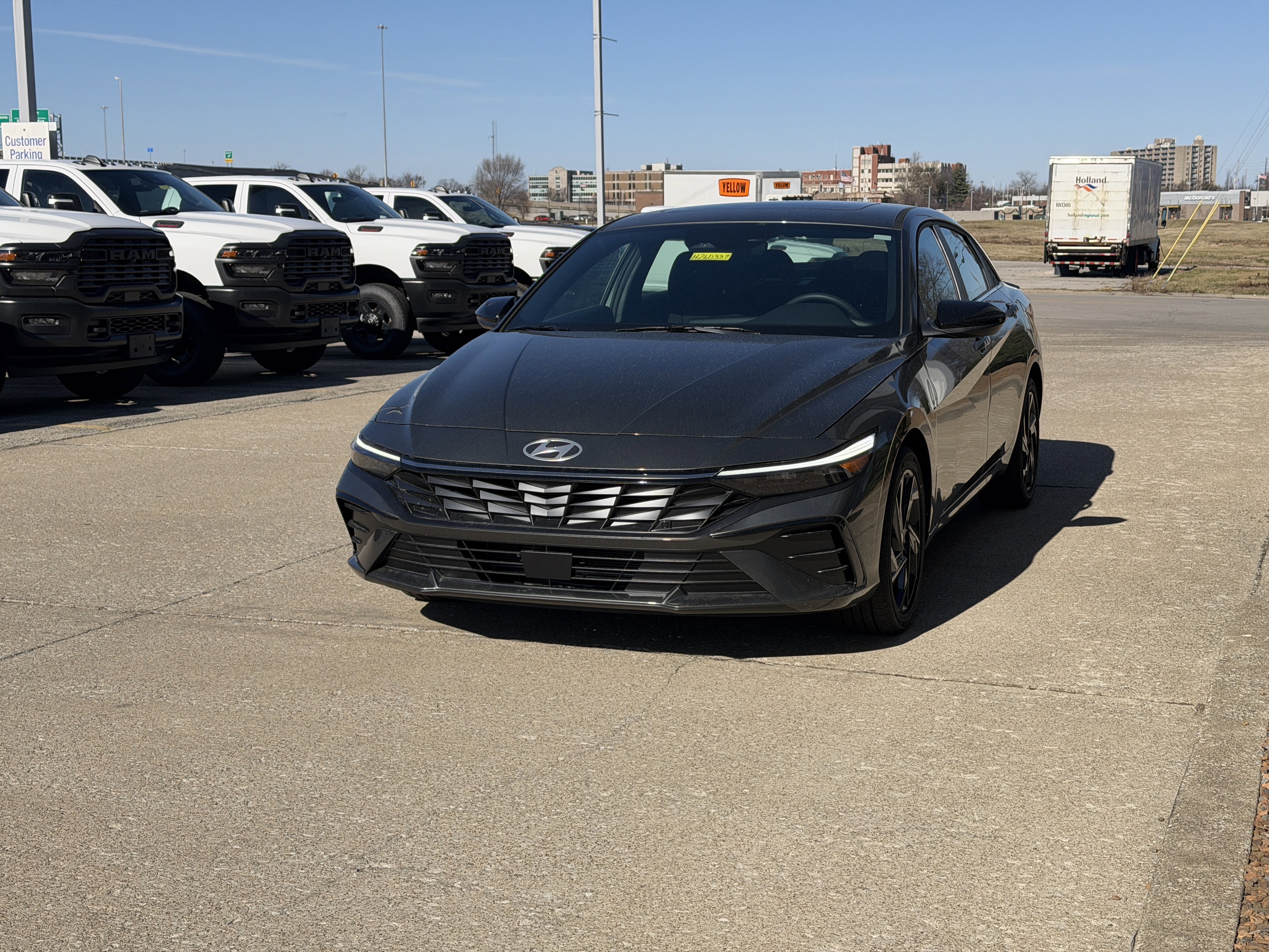 New 2026 Hyundai Elantra SEL Sport FWD image 11
