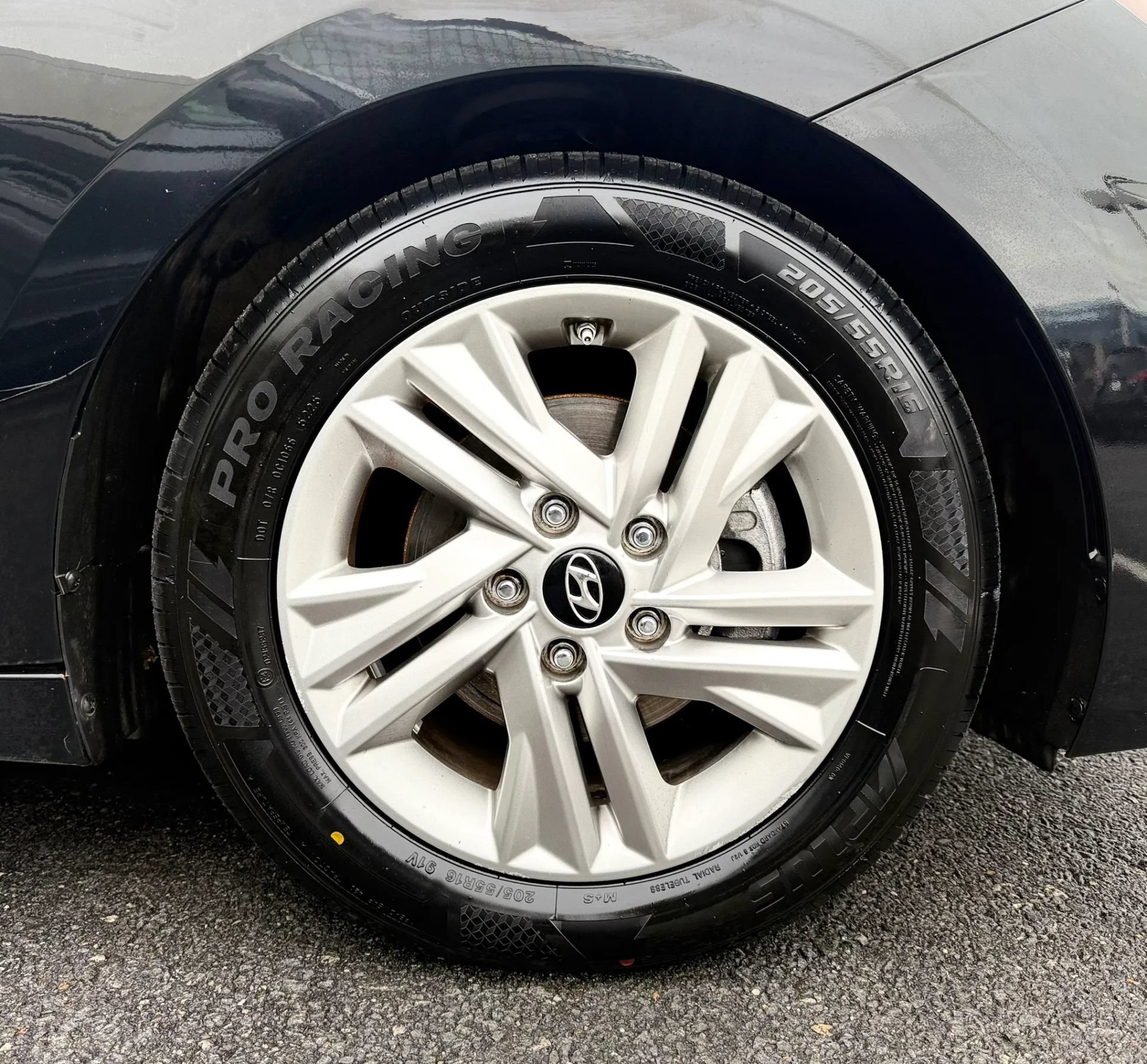 Used 2019 Hyundai Elantra SEL FWD image 41