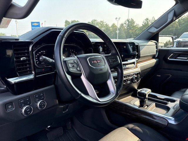 Used 2024 GMC Sierra 1500 Elevation w/ Elevation Premium Package AWD/4WD image 18