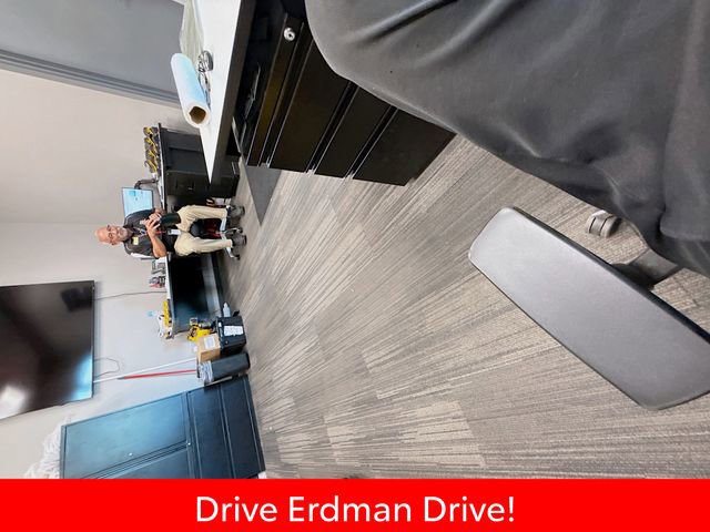 Used 2023 Toyota Highlander L image 44