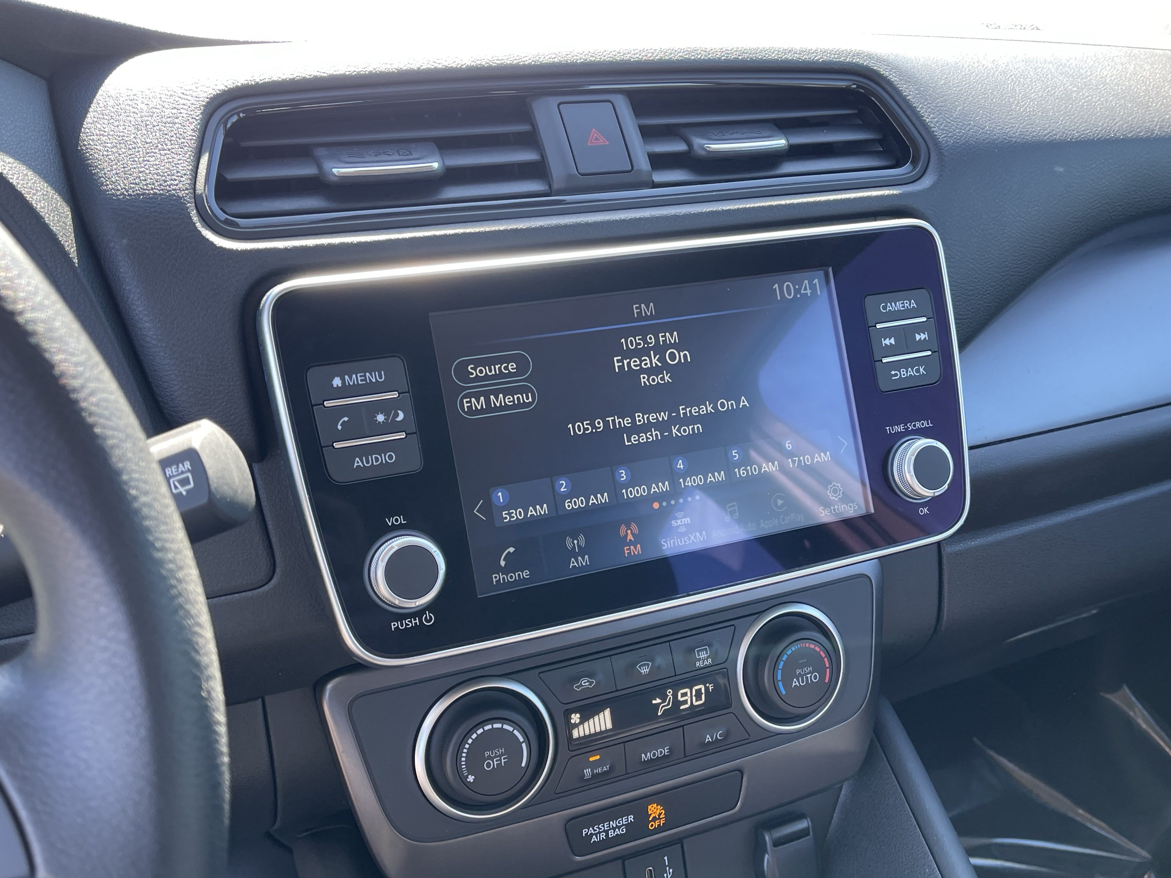 Used 2025 Nissan Leaf S FWD image 22