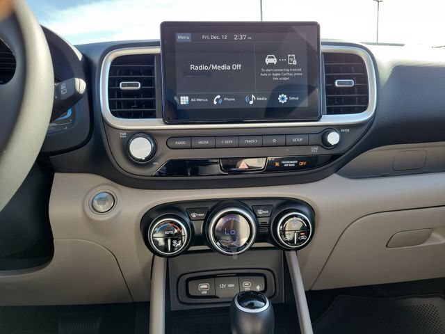New 2026 Hyundai Venue SEL FWD image 13