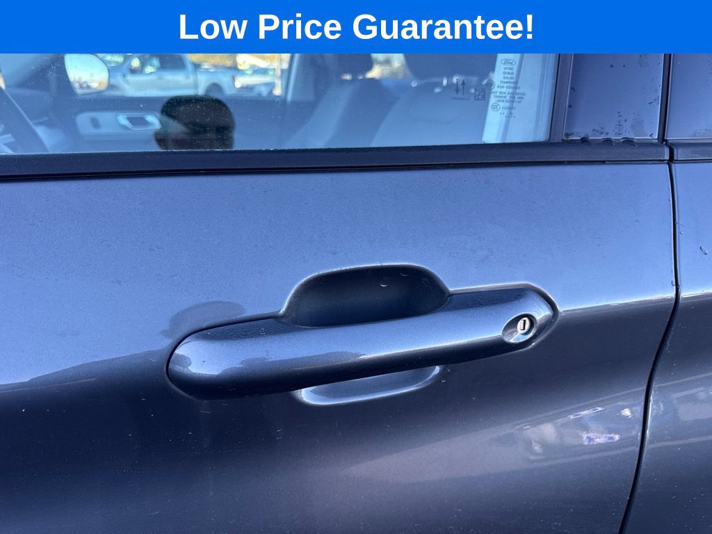 Used 2026 Ford Explorer Active AWD/4WD image 14
