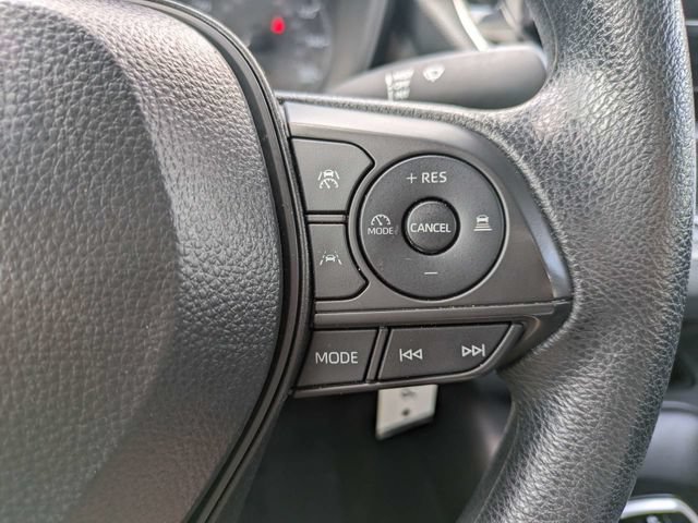 Used 2025 Toyota Corolla LE FWD image 21