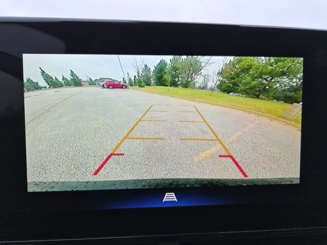 Used 2025 Chevrolet Trax LT w/ Driver Confidence Package image 26