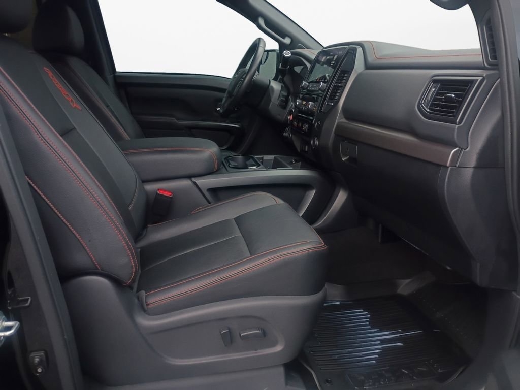 Used 2023 Nissan Titan PRO-4X w/ Pro-4x Convenience Package image 24