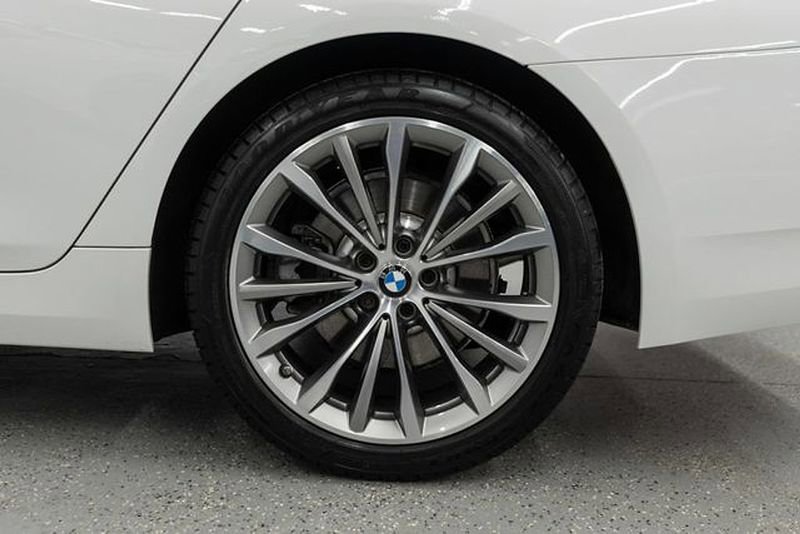 Used 2023 BMW 530i xDrive w/ Convenience Package image 36