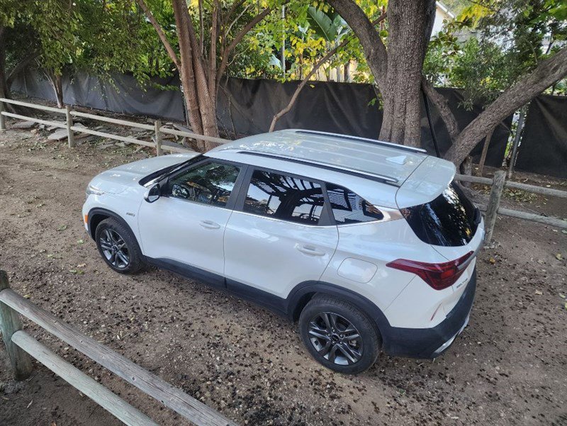 Used 2021 Kia Seltos S image 5