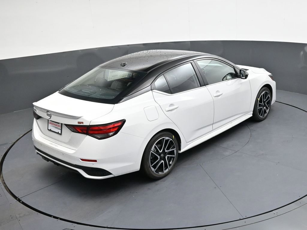 Certified 2025 Nissan Sentra SR w/ SR Premium Package FWD image 27
