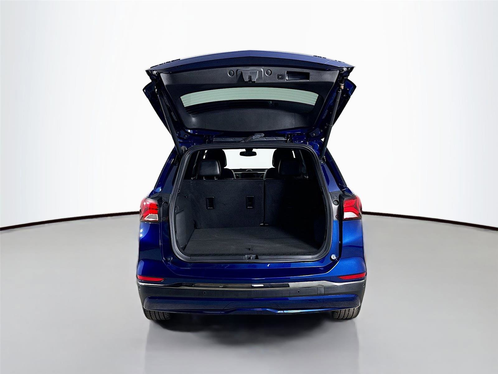 Used 2023 Chevrolet Equinox RS image 25