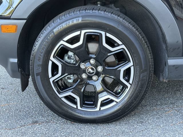 Used 2025 Ford Bronco Sport Outer Banks AWD/4WD image 13