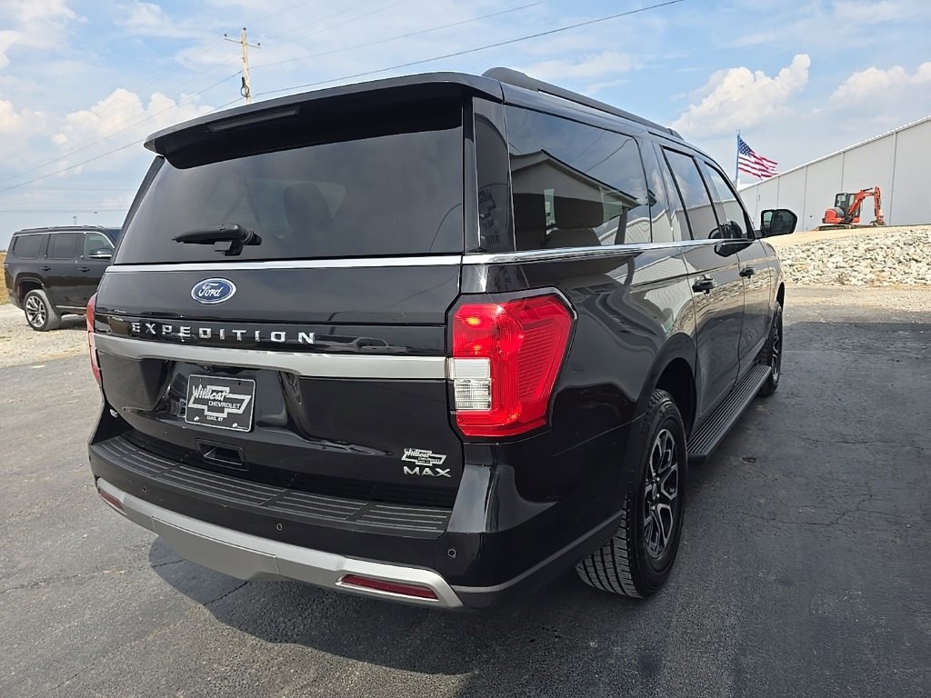 Used 2024 Ford Expedition Max XLT image 8
