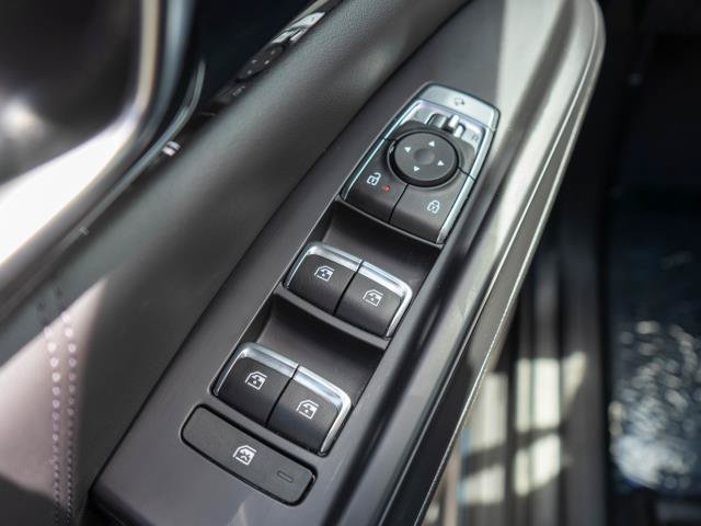Certified 2025 Kia Carnival SX Prestige FWD image 21