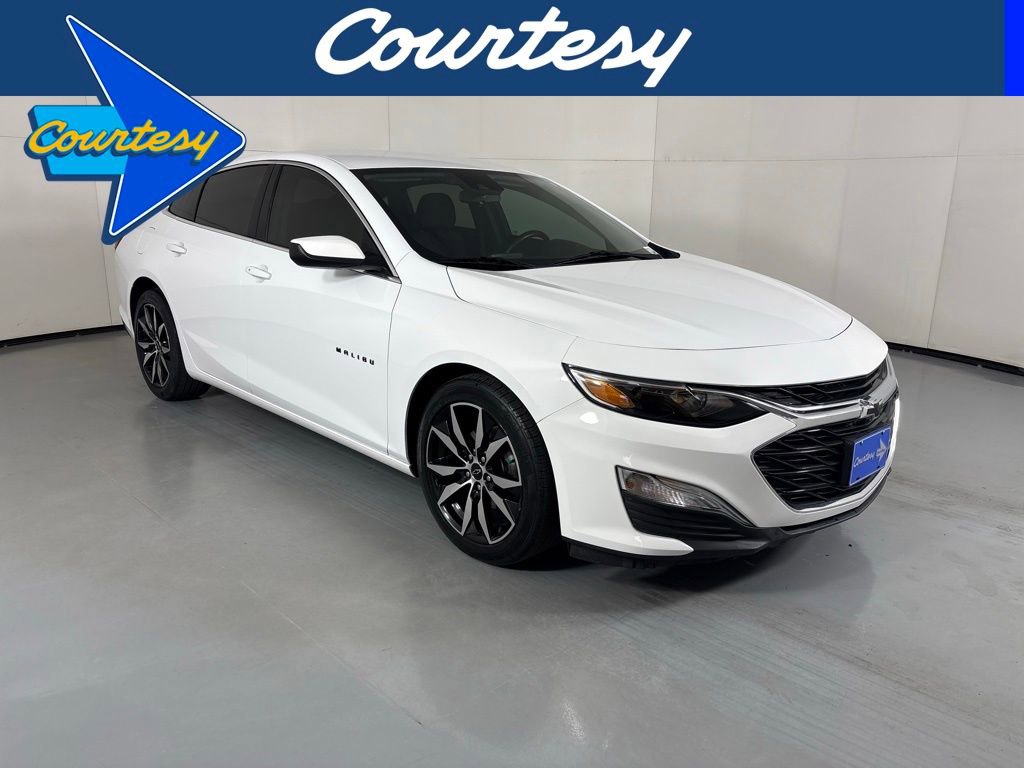 Used 2023 Chevrolet Malibu RS FWD image 1