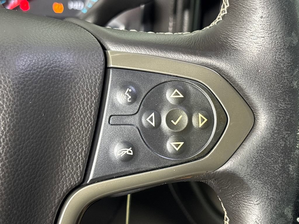 Used 2018 Chevrolet Silverado 1500 High Country image 16