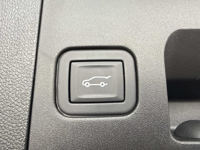 Certified 2024 Cadillac XT4 Luxury w/ Cold Weather Package AWD/4WD image 28