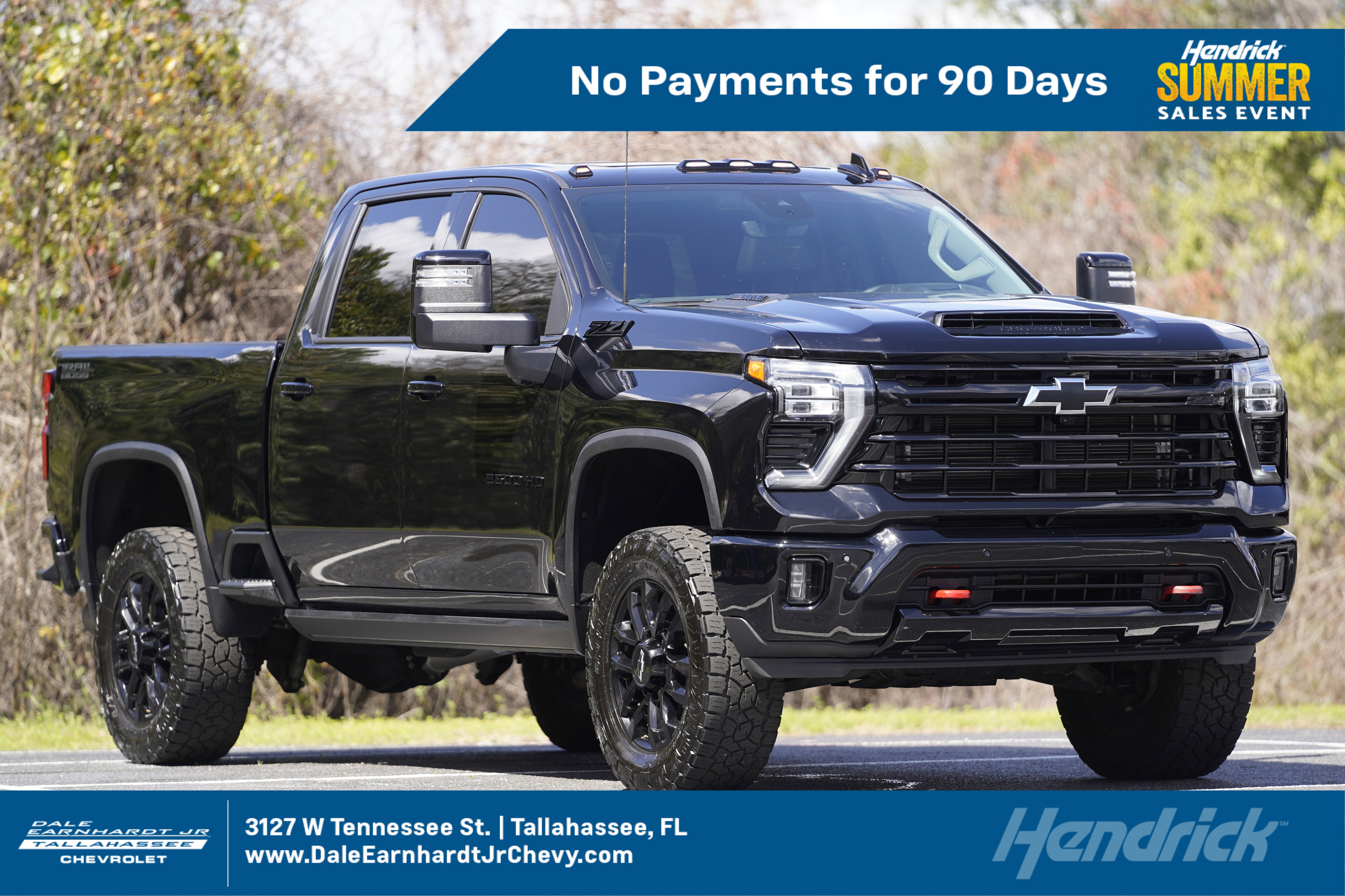 Used 2025 Chevrolet Silverado 2500 LTZ w/ LTZ Plus Package AWD/4WD image 1
