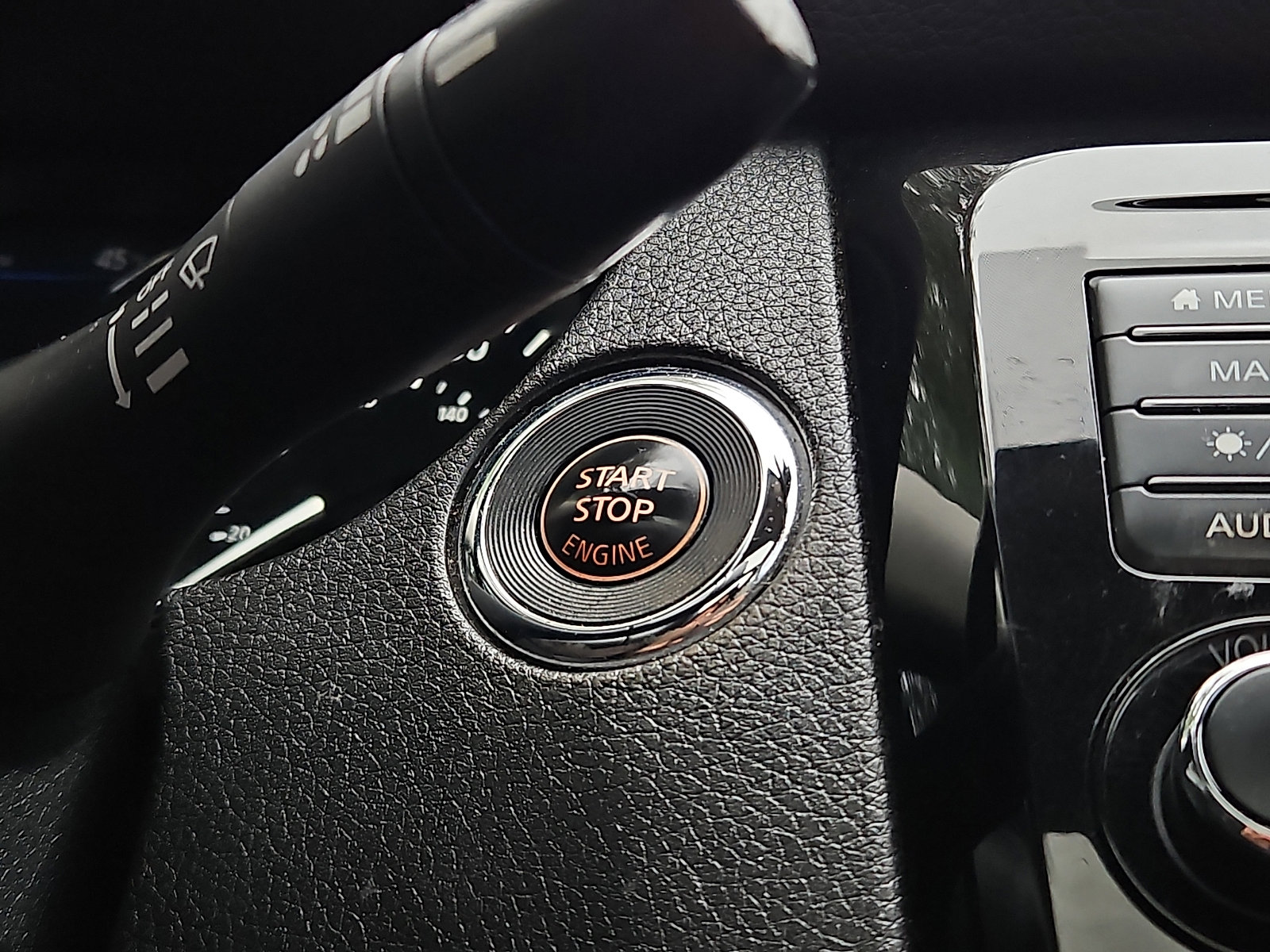 Certified 2020 Nissan Rogue SL w/ Premium Package AWD/4WD image 23