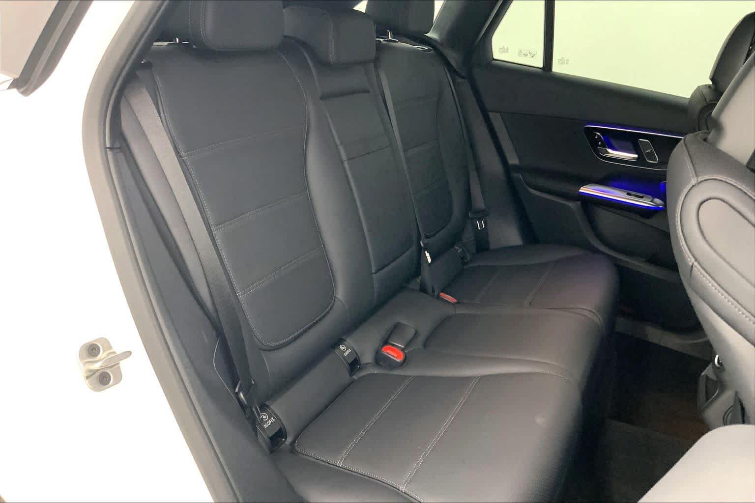 Used 2026 Mercedes-Benz GLC 300 image 13