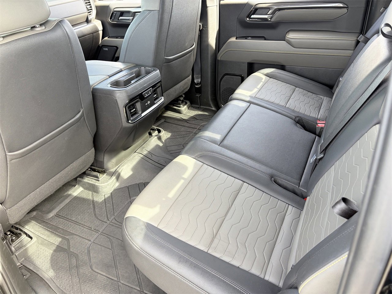 Used 2023 Chevrolet Silverado 1500 ZR2 w/ Technology Package image 17