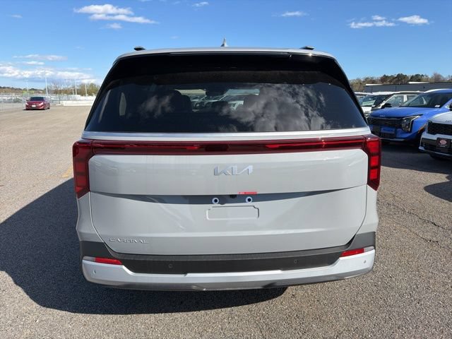 New 2026 Kia Carnival EX FWD image 4