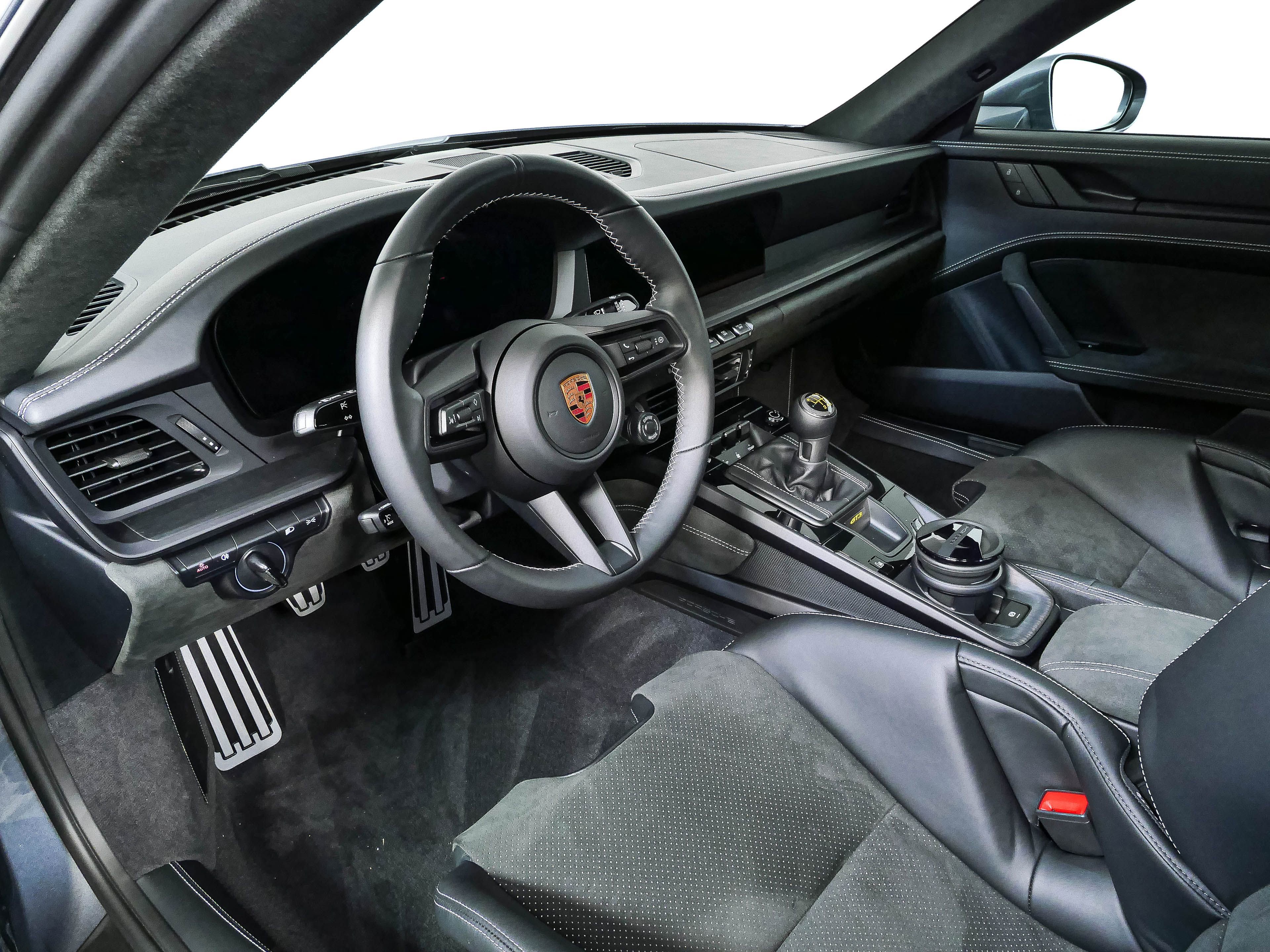 Certified 2026 Porsche 911 GT3 RWD image 4