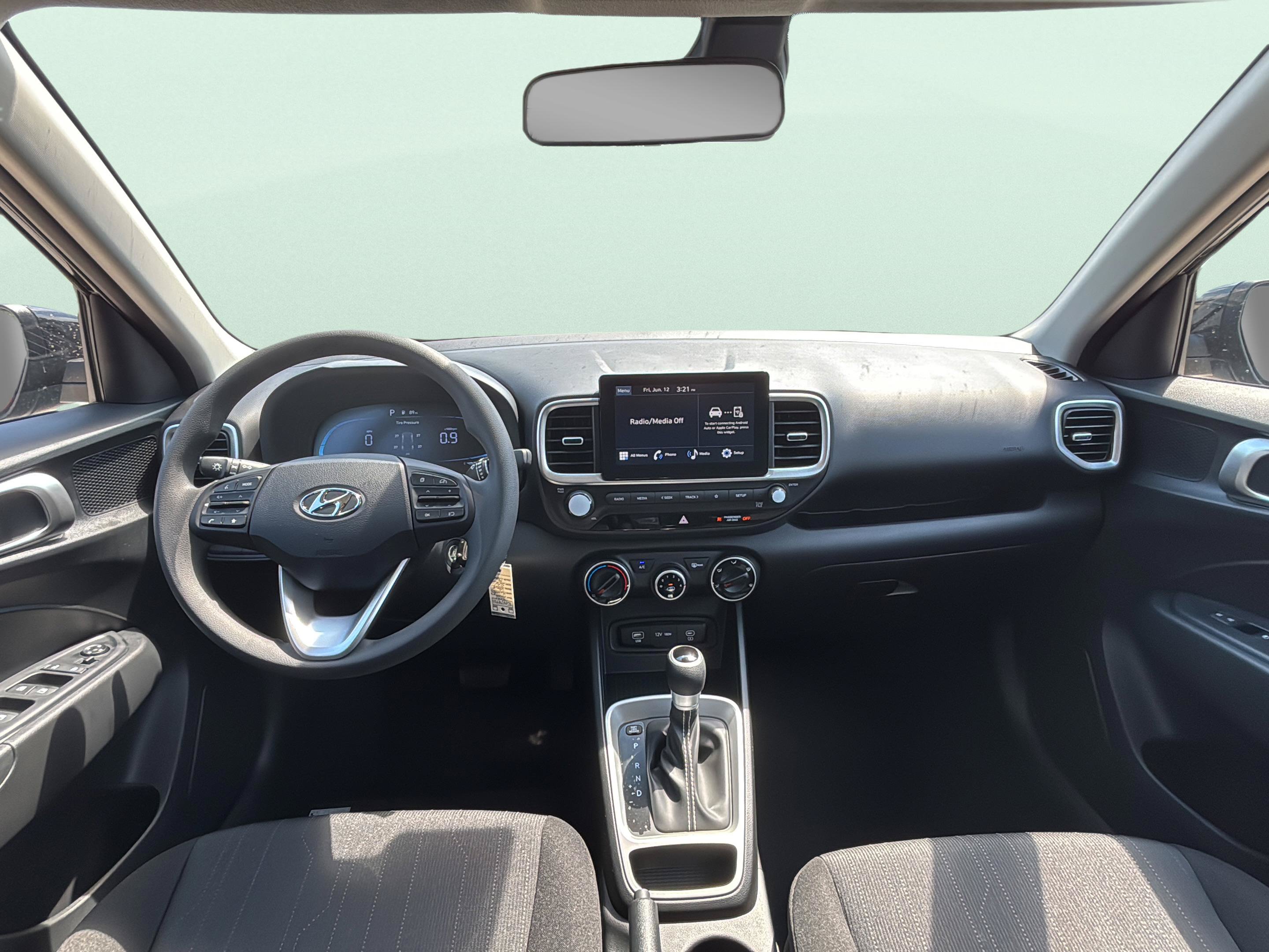 New 2026 Hyundai Venue SE FWD image 10