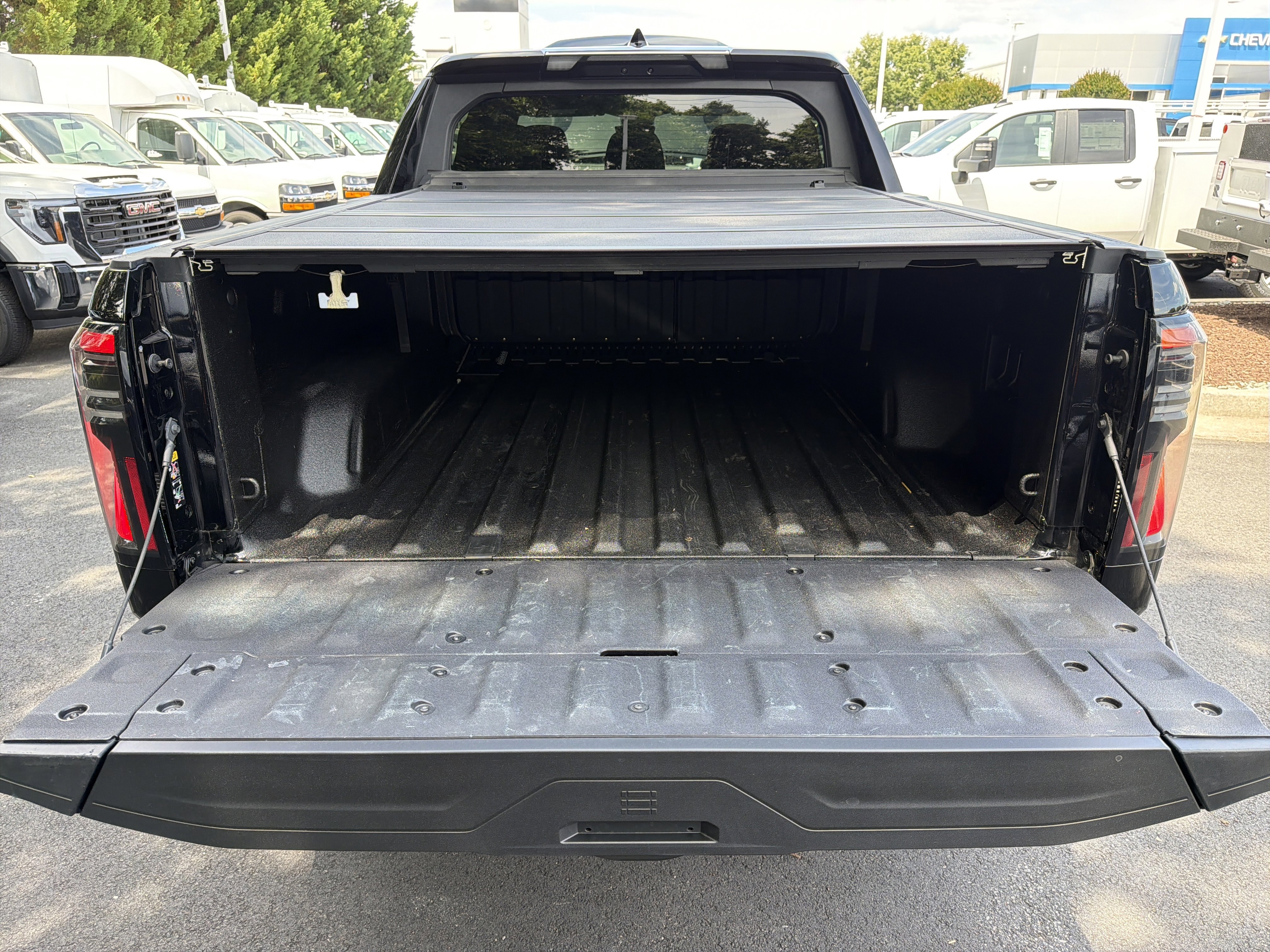 Used 2026 GMC Sierra EV AT4 w/ AT4 Premium Package AWD/4WD image 33