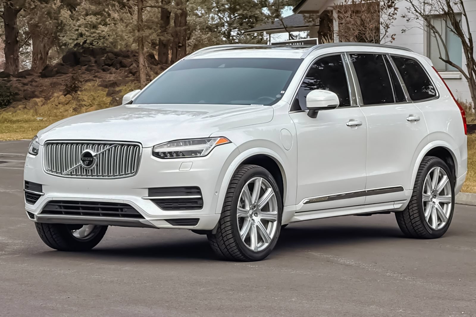 Used 2017 Volvo XC90 T8 Excellence AWD/4WD image 7