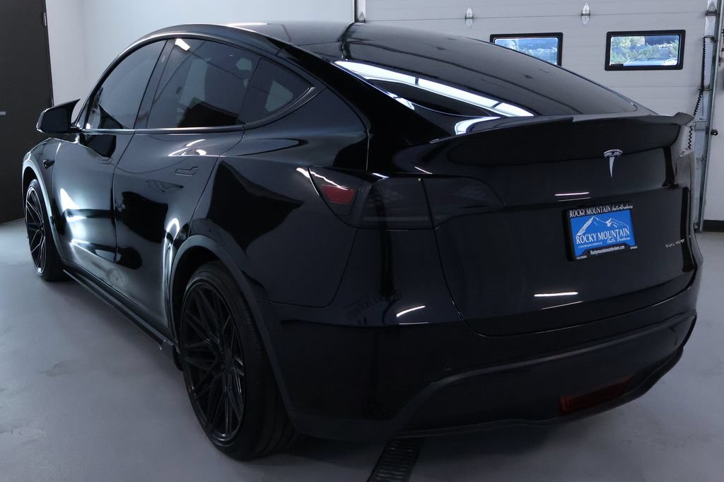 Used 2021 Tesla Model Y Long Range AWD/4WD image 5
