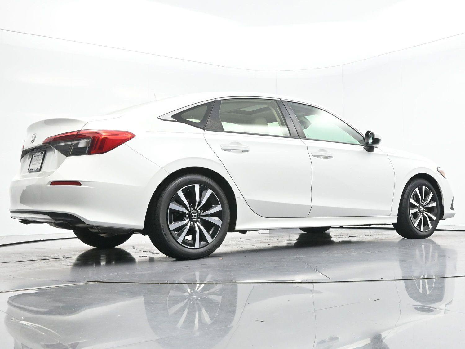 Used 2022 Honda Civic EX image 51