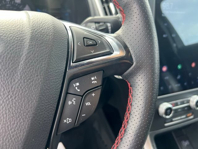 Certified 2024 Ford Edge ST-Line AWD/4WD image 10