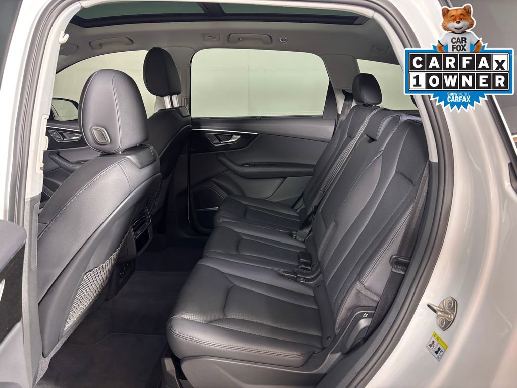 Used 2023 Audi Q7 3.0T Premium Plus w/ Premium Plus Package AWD/4WD image 27