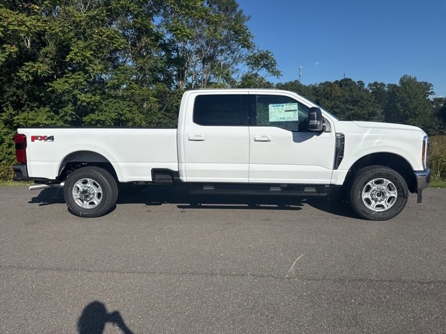 New 2026 Ford F250 XLT image 3